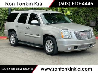 Used 2007 GMC Yukon Denali AWD/4WD video 1
