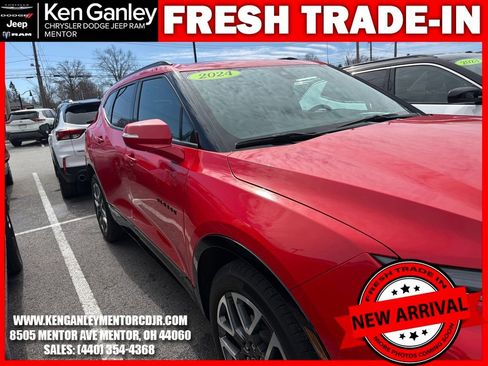 Used 2024 Chevrolet Blazer RS w/ Enhanced Convenience Package image 12