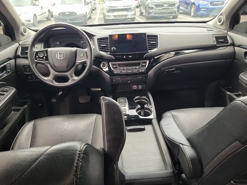 Used 2019 Honda Pilot Touring image 13