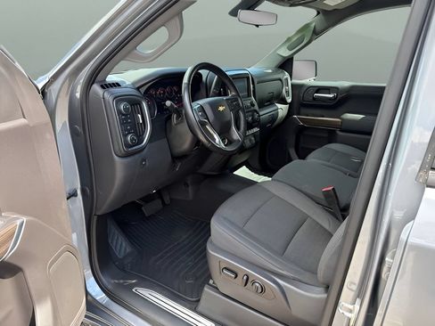 Used 2021 Chevrolet Silverado 1500 LT AWD/4WD image 13