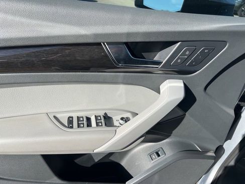 Used 2020 Audi Q5 2.0T Premium image 19