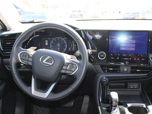 Certified 2025 Lexus NX 250 FWD w/ Accessory Package (2T) image 14