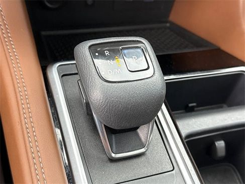 Certified 2022 Nissan Pathfinder Platinum w/ Lighting Package (N93) image 32