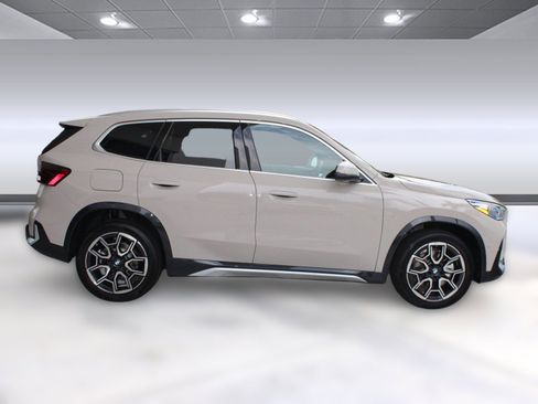 Used 2026 BMW X1 xDrive28i image 8