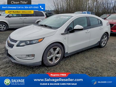 Used 2014 Chevrolet Volt w/ Enhanced Safety Package 2 image 1