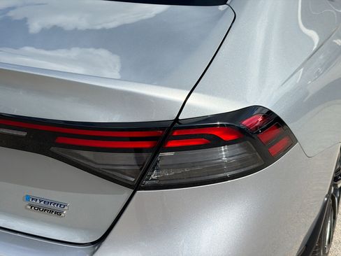 Certified 2024 Honda Accord Touring image 28