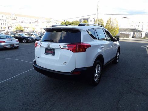 Used 2015 Toyota RAV4 LE image 6