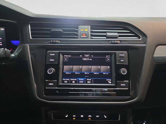 Certified 2022 Volkswagen Tiguan S AWD/4WD image 15