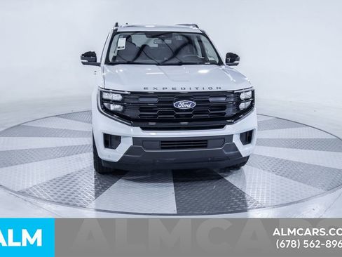 Used 2025 Ford Expedition Max Active AWD/4WD image 15