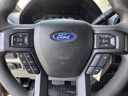 Used 2017 Ford F250 XLT AWD/4WD image 24