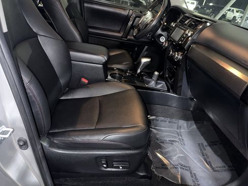 Used 2019 Toyota 4Runner TRD Off-Road Premium image 21