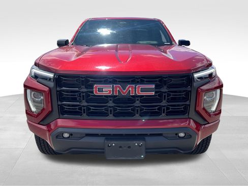 Used 2025 GMC Canyon Elevation w/ Convenience Package AWD/4WD image 2
