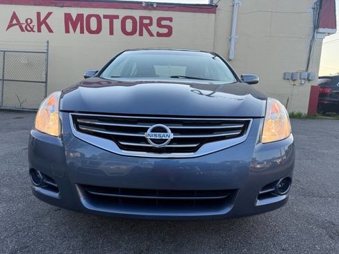 Used 2010 Nissan Altima 2.5 S w/ Convenience Plus Pkg image 2