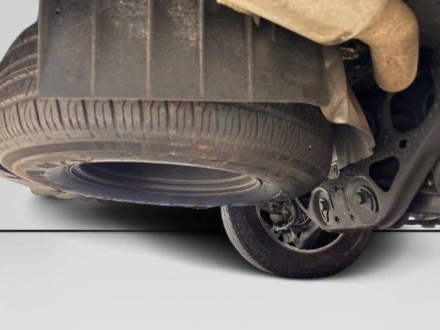Used 2025 Chevrolet Suburban Z71 AWD/4WD image 40