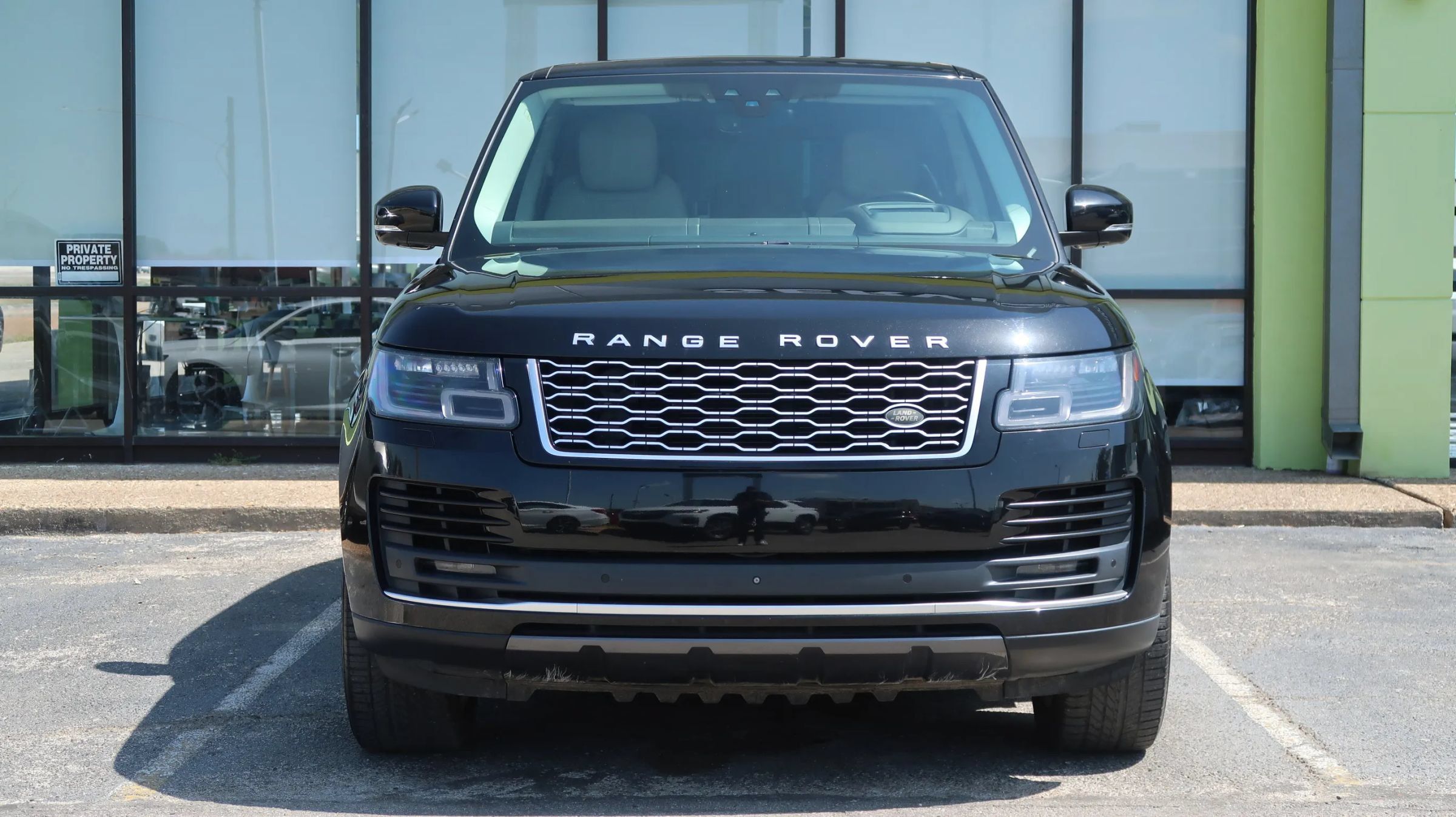 Used 2018 Land Rover Range Rover HSE AWD/4WD image 2