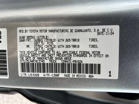 Used 2024 Toyota Tacoma TRD Off-Road w/ TRD Off Road Premium Package AWD/4WD image 35