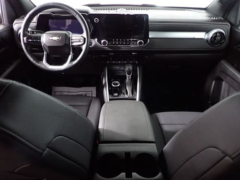Used 2024 Chevrolet Colorado LT w/ LT Convenience Package III AWD/4WD image 33