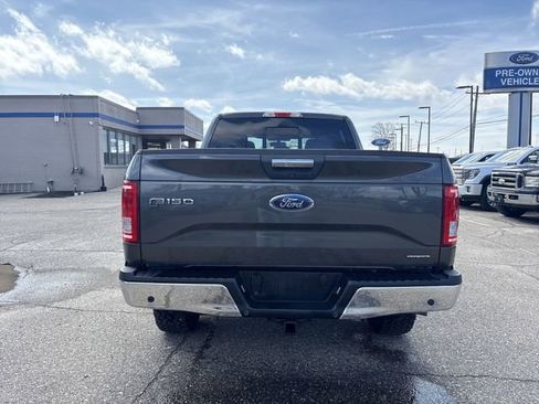 Used 2015 Ford F150 XLT w/ Equipment Group 302A Luxury image 6