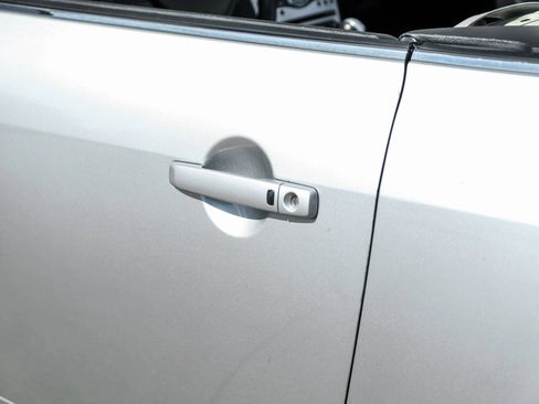 Used 2009 INFINITI G37 Convertible w/ Premium Pkg RWD image 33