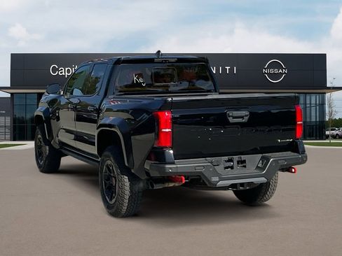 Used 2025 Toyota Tacoma TRD Pro image 7