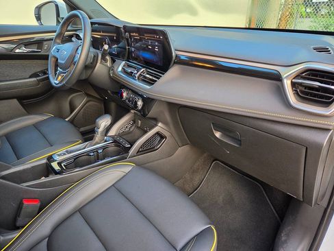 Used 2024 Chevrolet TrailBlazer ACTIV FWD image 9