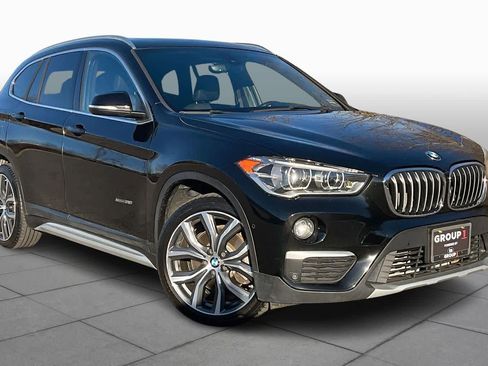Used 2017 BMW X1 sDrive28i image 2