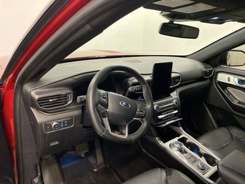 Used 2020 Ford Explorer ST w/ ST Street Pack AWD/4WD image 8
