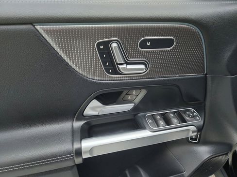 Certified 2023 Mercedes-Benz EQB 300 4MATIC image 35