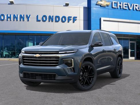 New 2026 Chevrolet Traverse LT w/ Driver Confidence Package image 6