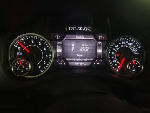 Used 2020 RAM 1500 Laramie RWD image 23