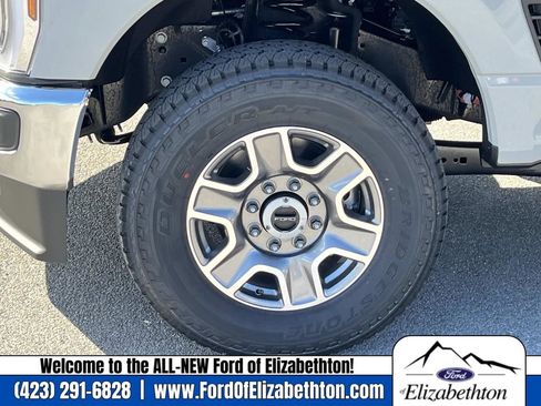 New 2026 Ford F250 Lariat image 11