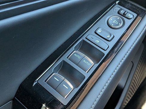 Used 2025 Honda Accord Touring image 24