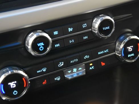 Used 2021 Ford F150 XLT w/ Equipment Group 302A High image 29