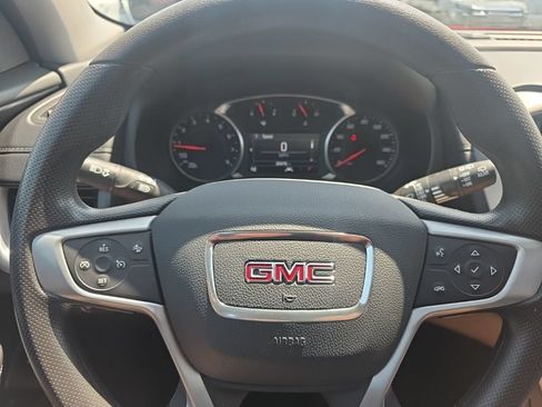 Used 2024 GMC Terrain SLE w/ Driver Convenience Package AWD/4WD image 11