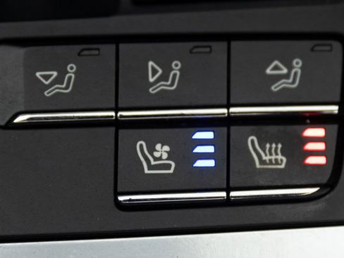 Used 2017 Porsche 911 Carrera 4 image 94