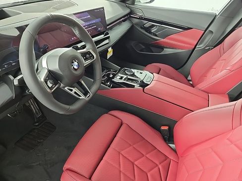 New 2026 BMW 530i xDrive w/ M Sport Package image 12