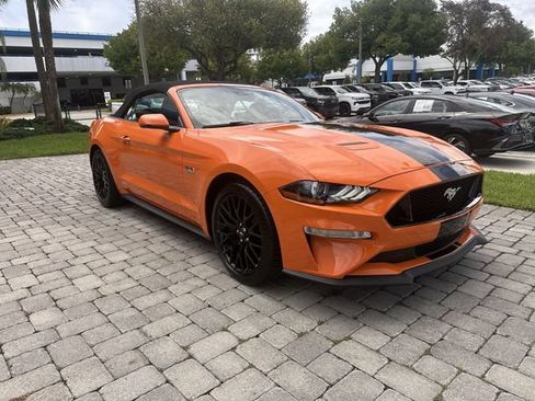 Used 2021 Ford Mustang GT Premium w/ GT Performance Package RWD image 16