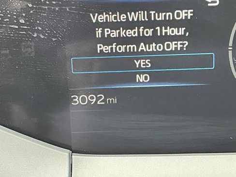 Certified 2025 Toyota Prius XLE image 11