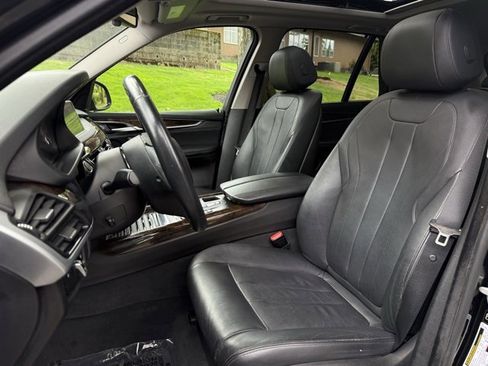 Used 2015 BMW X5 xDrive35d image 10