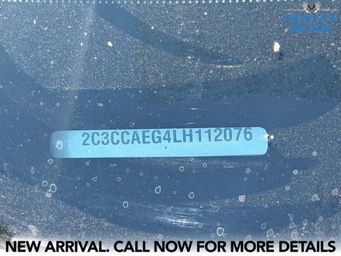 Used 2020 Chrysler 300 Limited RWD image 11
