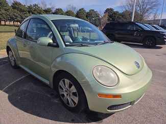 Used 2008 Volkswagen Beetle S video 1