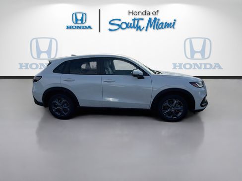 New 2027 Honda HR-V LX image 7