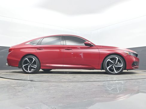 Used 2018 Honda Accord Sport image 27