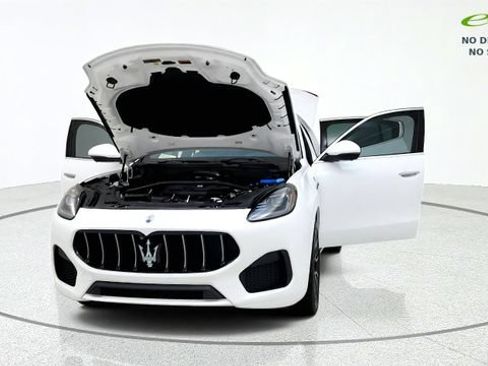 Used 2023 Maserati Grecale GT AWD/4WD image 13