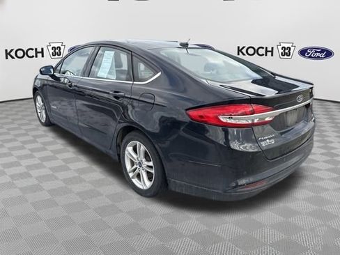 Used 2018 Ford Fusion SE image 5