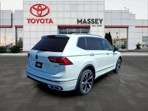 Used 2022 Volkswagen Tiguan SEL R-Line AWD/4WD image 3