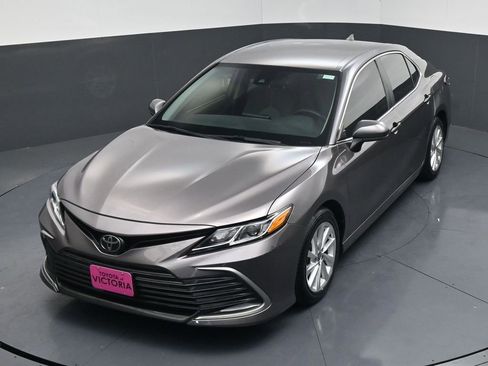 Used 2023 Toyota Camry LE image 15