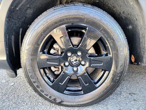 Used 2019 Honda Ridgeline Black Edition image 16