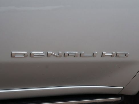 Used 2022 GMC Sierra 2500 Denali image 10