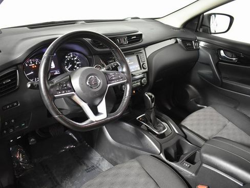 Certified 2021 Nissan Rogue Sport SV image 13